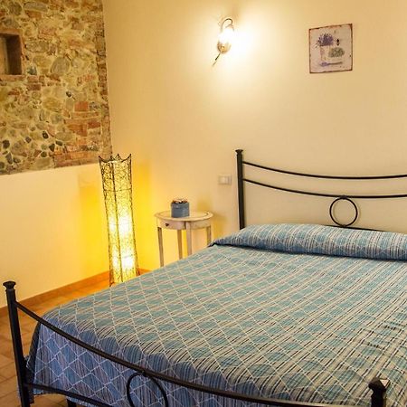 Room In Farmhouse - Apartment In Farmhouse Casolare Dei Fiori Chiesina Uzzanese 외부 사진